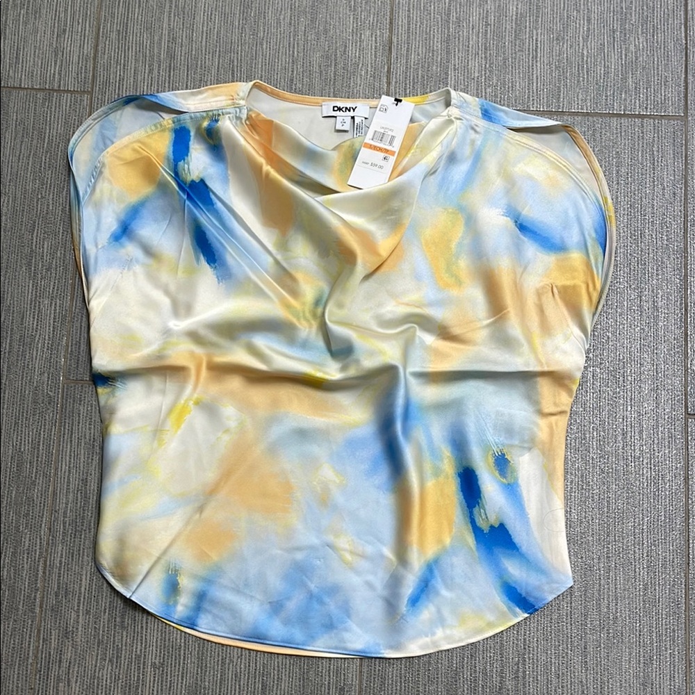 DKNY small petite up with tags never worn with open sleeves as shown